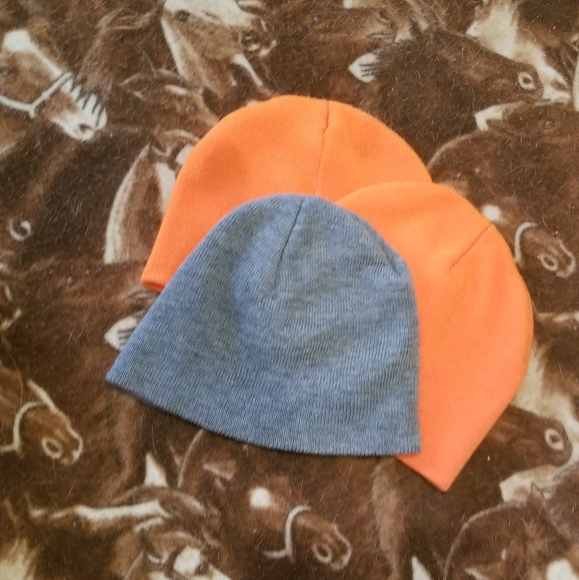 Winter Beanies - Picture 6 of 7